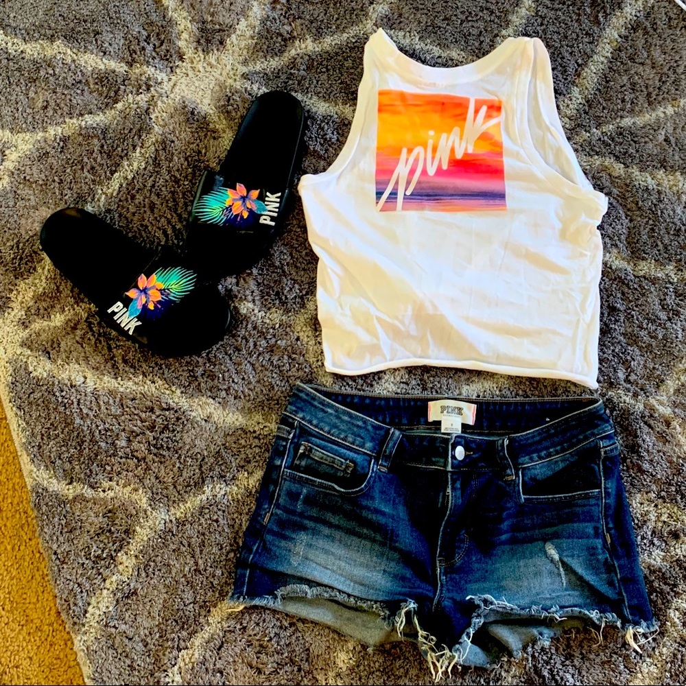VS PINK Tank & shorts 😊💕